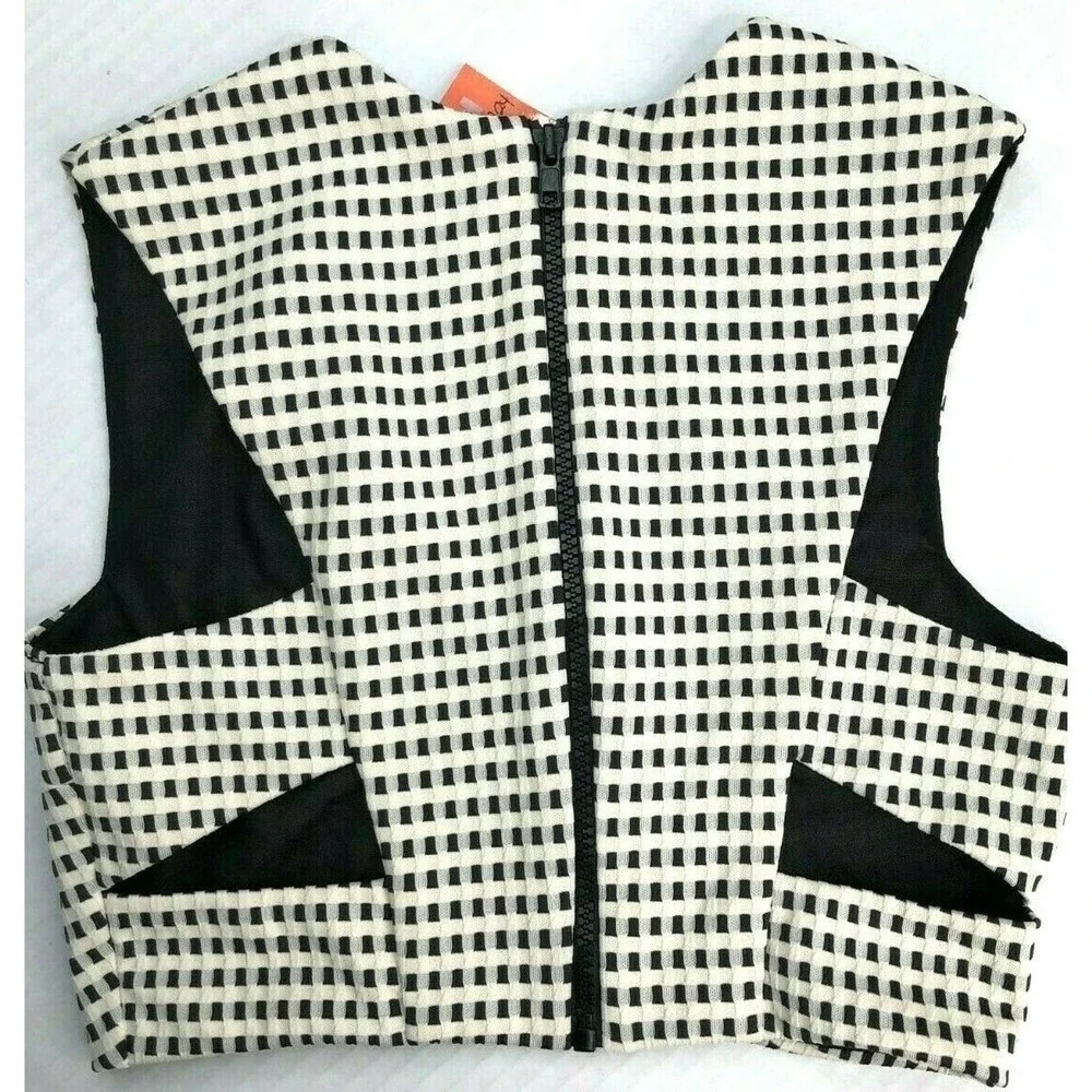 NWT Mustard Seed Crop Top Cut Out Black/White Sz S - Picture 3 of 5